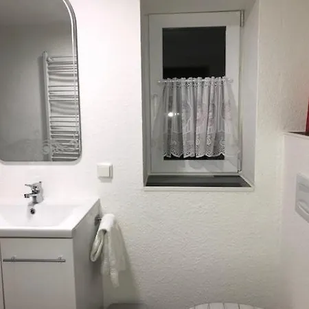 Gaestehaus Reimold アパート *